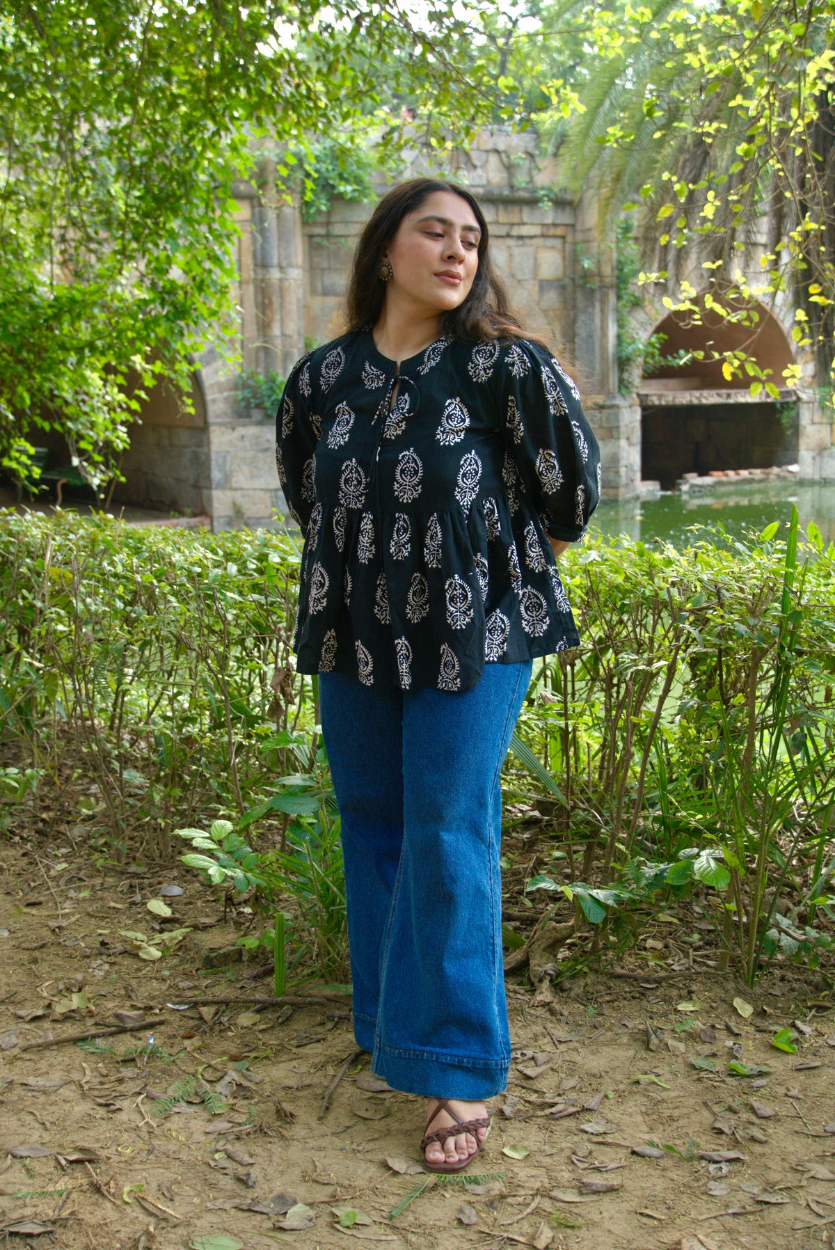 Kajaal Kurti